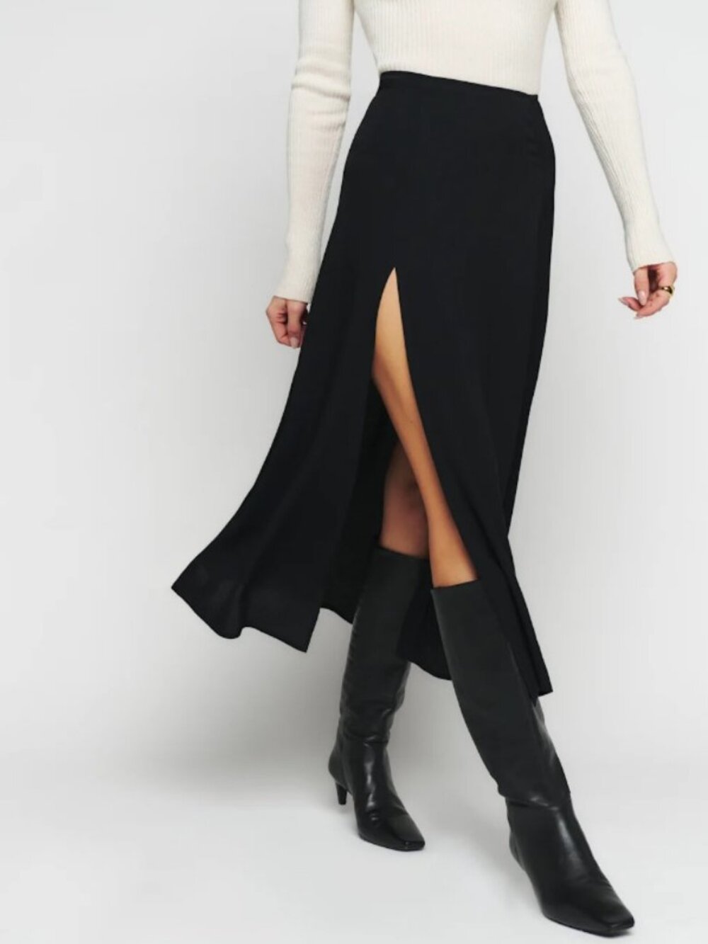 Reformation Zoe Skirt in Black Size 4
